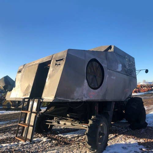 Used Gleaner R50 Combine parts.