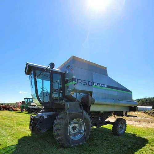 Used Gleaner R50 Combine parts.