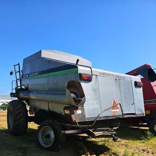 Used Gleaner R50 Combine parts.