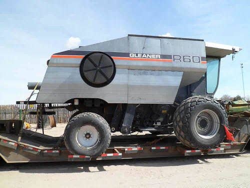 1989 Used Gleaner R60 Combine parts.