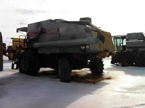 Used Gleaner R62 Combine parts.