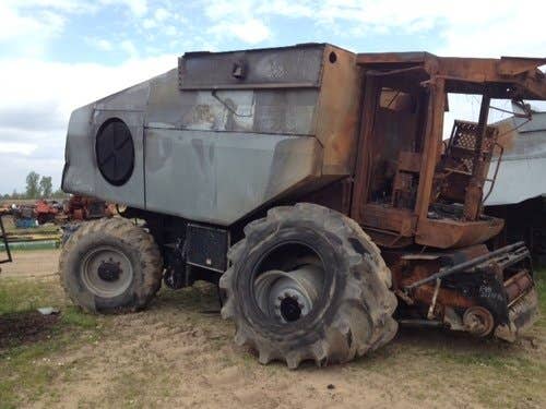 1996 Used Gleaner R62 Combine parts.