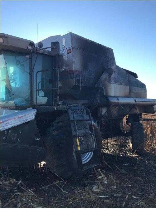 2002 Used Gleaner R62 Combine parts.