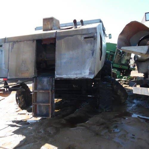 1992 Used Gleaner R62 Combine parts.