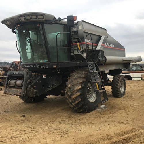 2006 Used Gleaner R65 Combine parts.