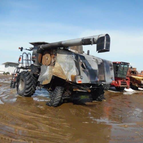 2005 Used Gleaner R65 Combine parts.