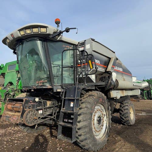 Used Gleaner R65 Combine Parts Used Gleaner R65 Combine Parts
