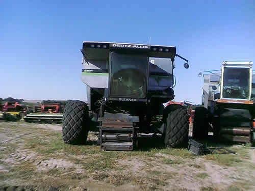 Used Gleaner R70 Combine parts.