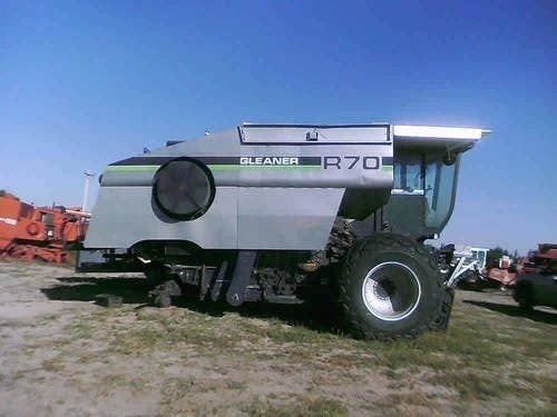 Used Gleaner R70 Combine parts.