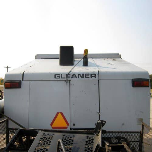 2001 Used Gleaner R72 Combine parts.