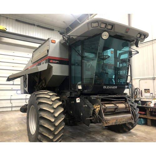 Used 2001 Gleaner R72 Combine Parts