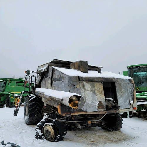 2008 Used Gleaner R75 Combine parts.