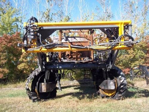 2009 Used Hagie STS10 Sprayer parts.