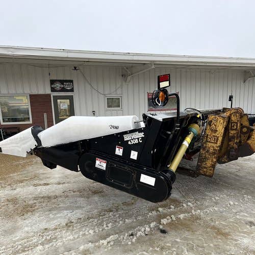 Used Harvestec 4308 Header parts.