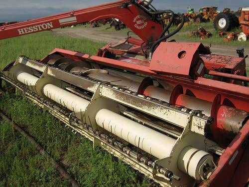 Used Hesston 1014 Hay Cutting parts.
