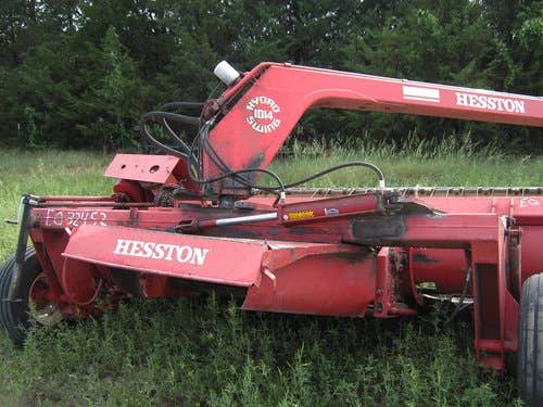 Used Hesston 1014 Hay Cutting parts.