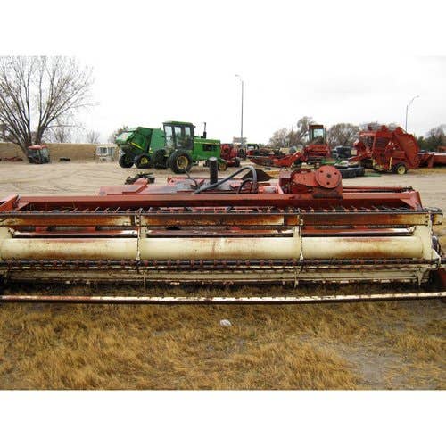 Used Hesston 1014 Hay Cutting parts.