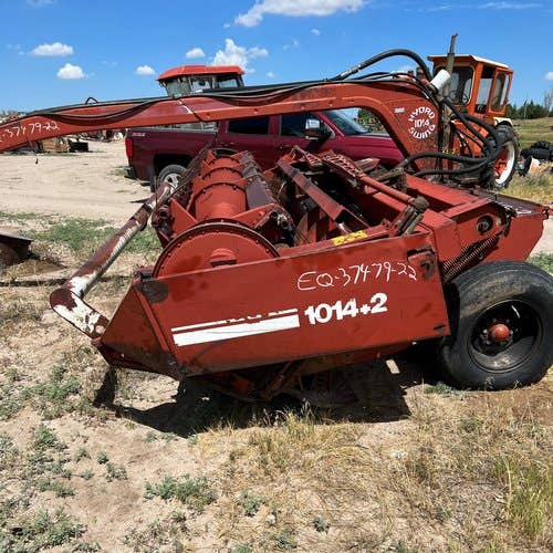 Used Hesston 1014 Hay Cutting parts.
