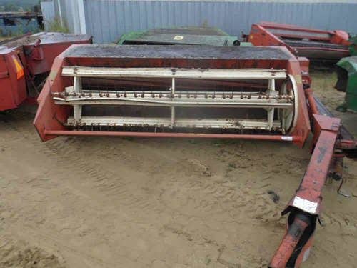 Used Hesston 1090 Hay Cutting parts.