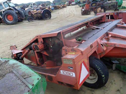Used Hesston 1090 Hay Cutting parts.