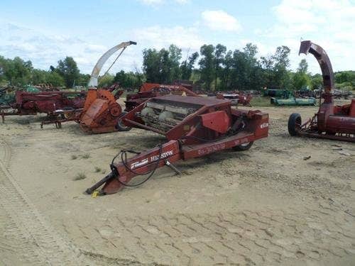 Used Hesston 1091 Hay Cutting parts.