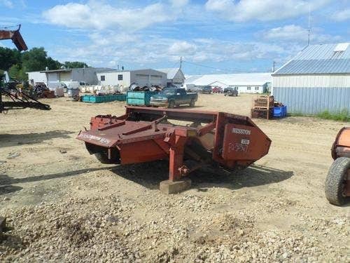 Used Hesston 1091 Hay Cutting parts.
