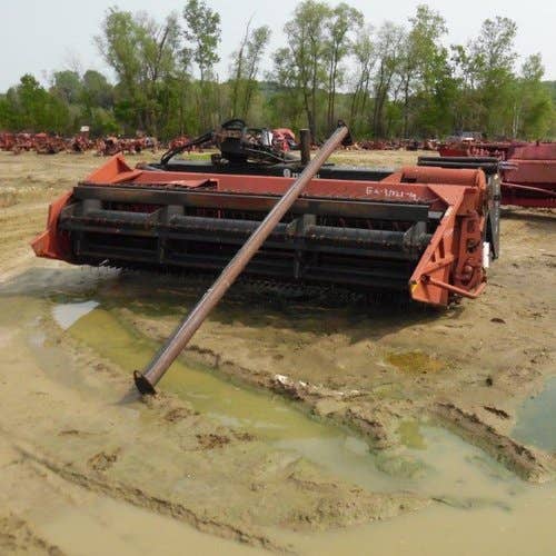 Used Hesston 1160 Hay Cutting parts.