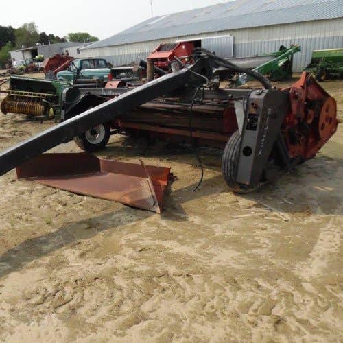 Used Hesston 1160 Hay Cutting parts.