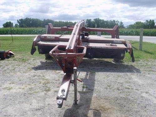 Used Hesston 1340 Hay Cutting parts.