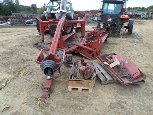 Used Hesston 1340 Hay Cutting parts.