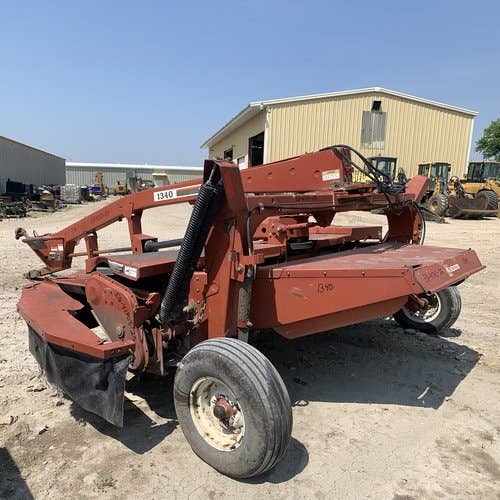 Used Hesston 1340 Hay Cutting parts.
