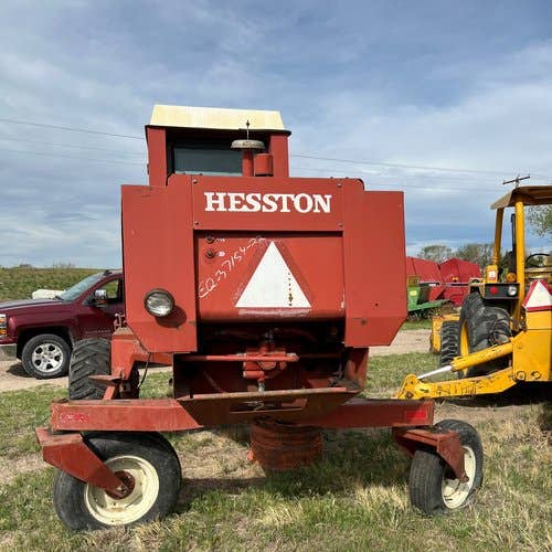 Used Hesston 6550 Hay Cutting parts.
