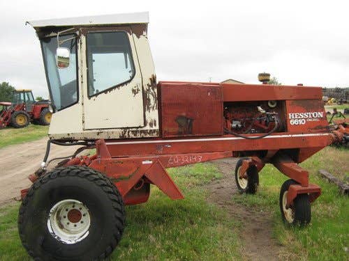 Used Hesston 6610 Hay Cutting parts.