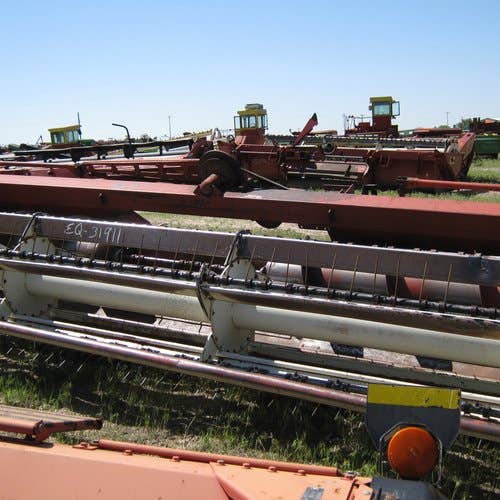 Used Hesston 6665 Header parts.