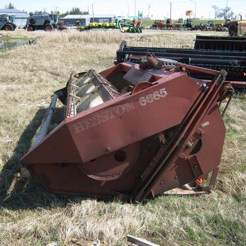 Used Hesston 6665 Header parts.
