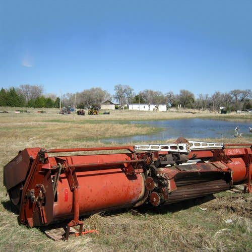 Used Hesston 6665 Header parts.