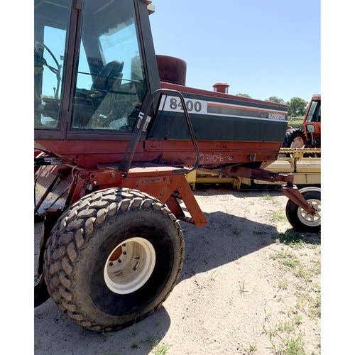 Used Hesston 8400 Hay Cutting parts.