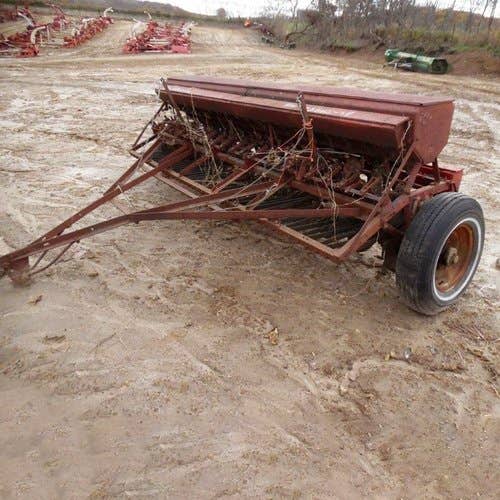 Used International 10 Drill parts.