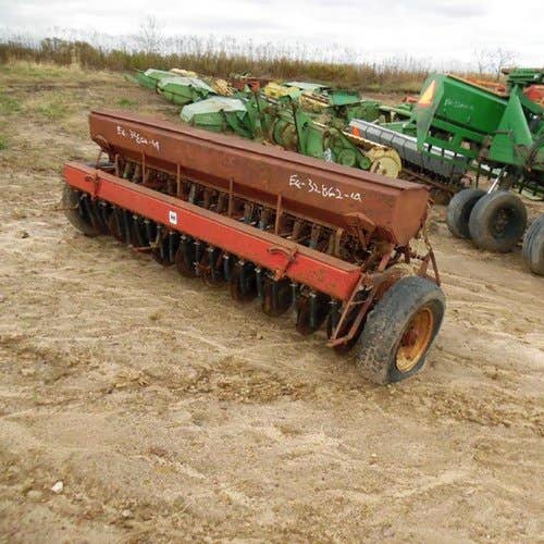Used International 10 Drill parts.