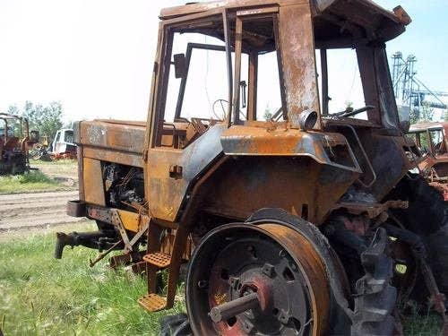 Used International 1086 Tractor parts.