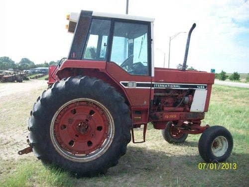 Used International 1086 Tractor parts.