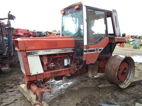 Used International 1086 Tractor Parts