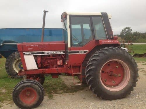 Used International 1086 Tractor parts.