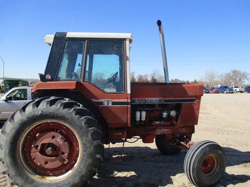 Used International 1086 Tractor parts.