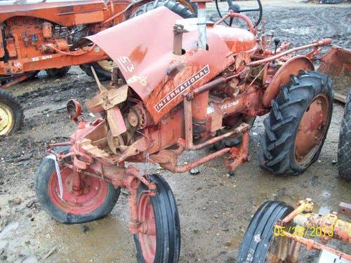 Used International 140 Tractor Parts Used International 140 Tractor Parts