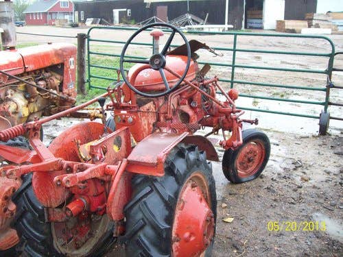 Used International 140 Tractor parts.