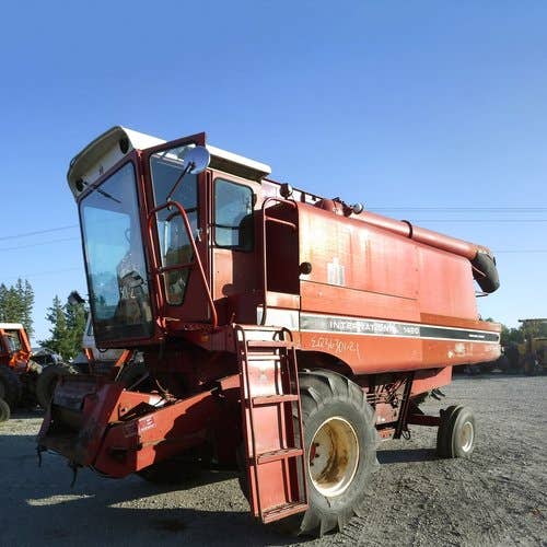 Used International 1420 Combine parts.