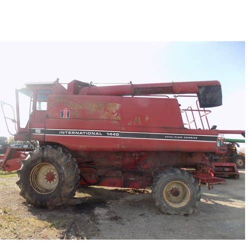 Used International 1440 Combine parts.