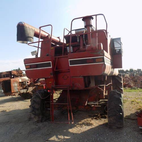 Used International 1440 Combine parts.