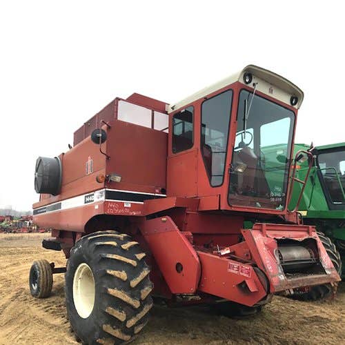 Used International 1440 Combine parts.